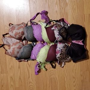 7 Victoria's secret/ PINK BRAS